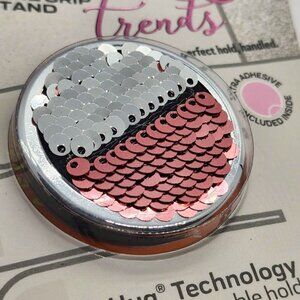 Brand NEW   Nuckees trends Phone Grip & stand